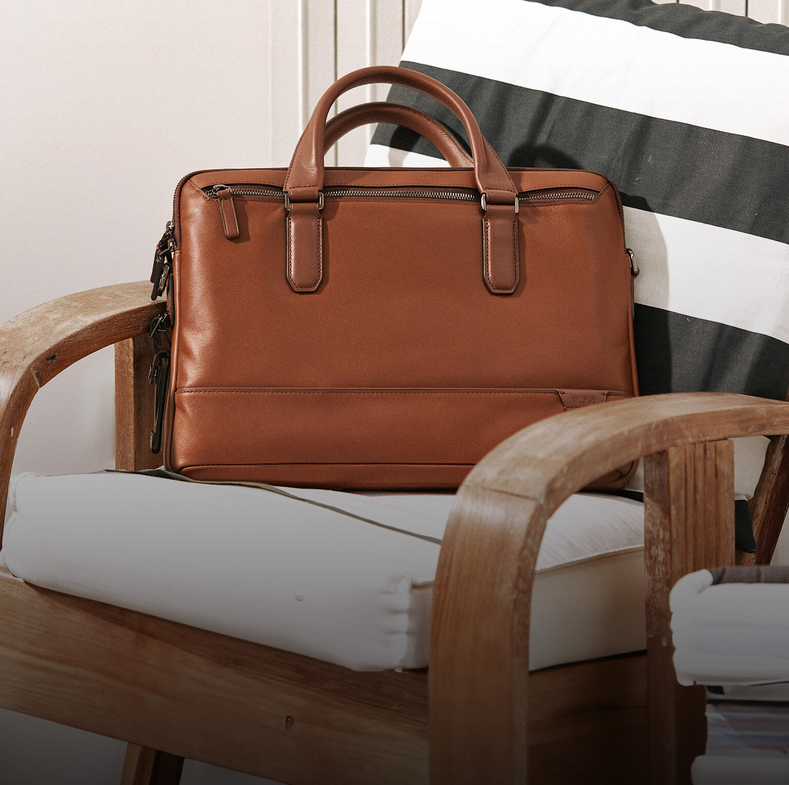 Tumi bags best sale online shop
