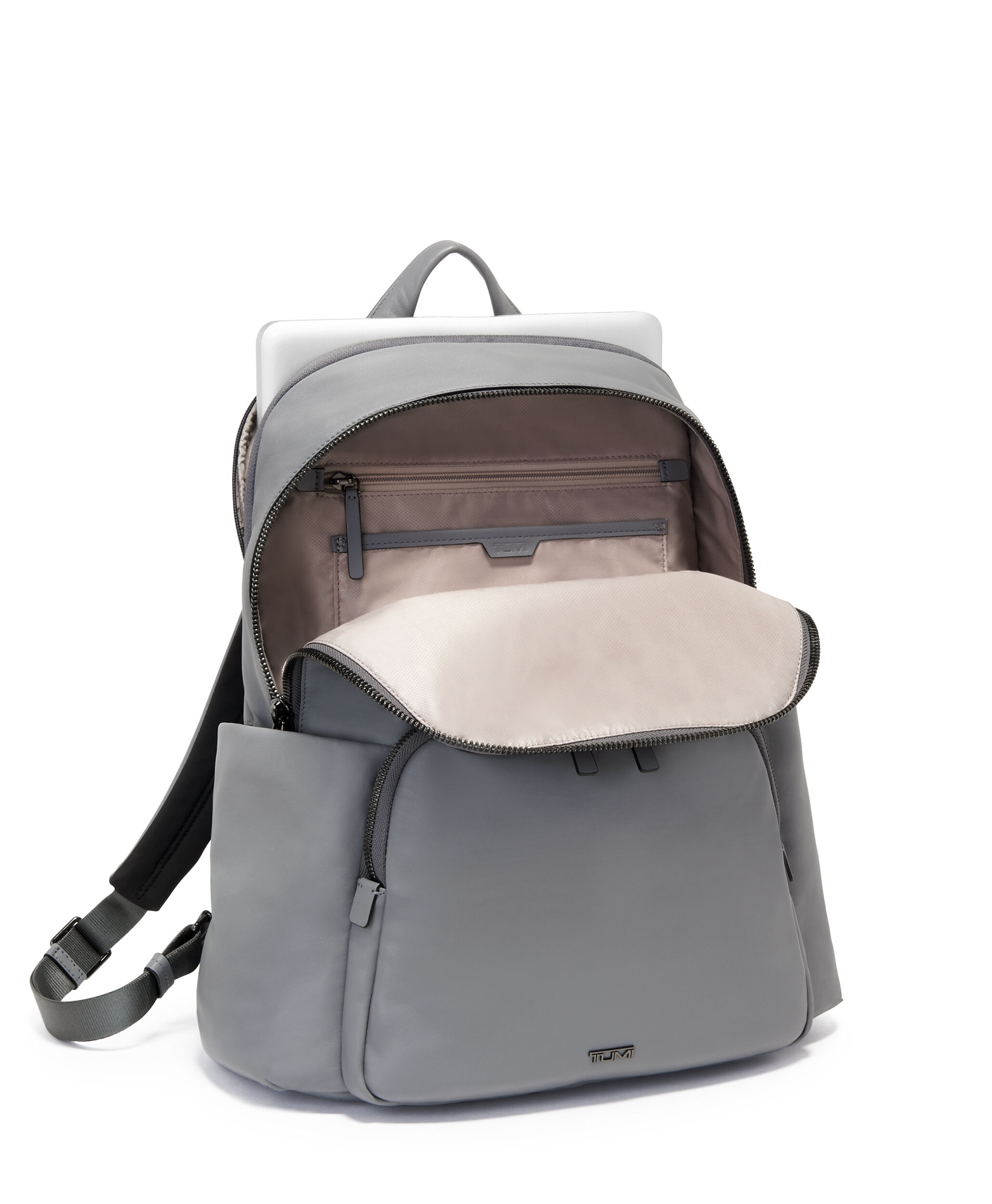 Tumi backpack deals water bottle