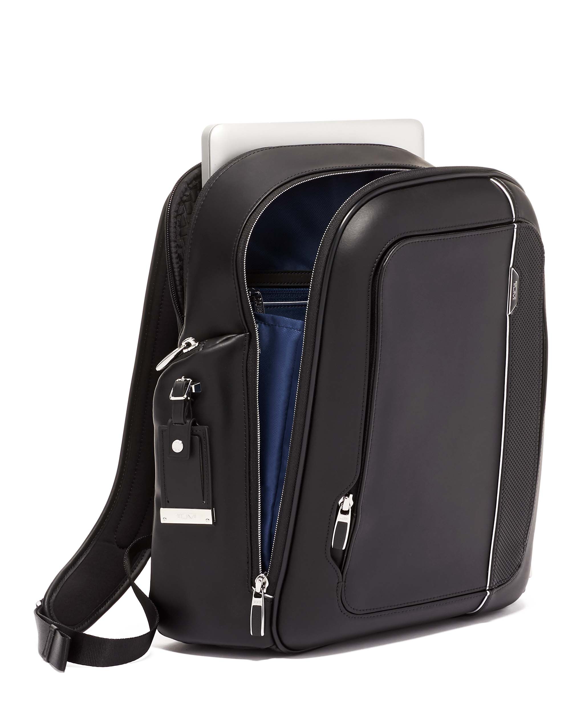 Arrive Larson Backpack