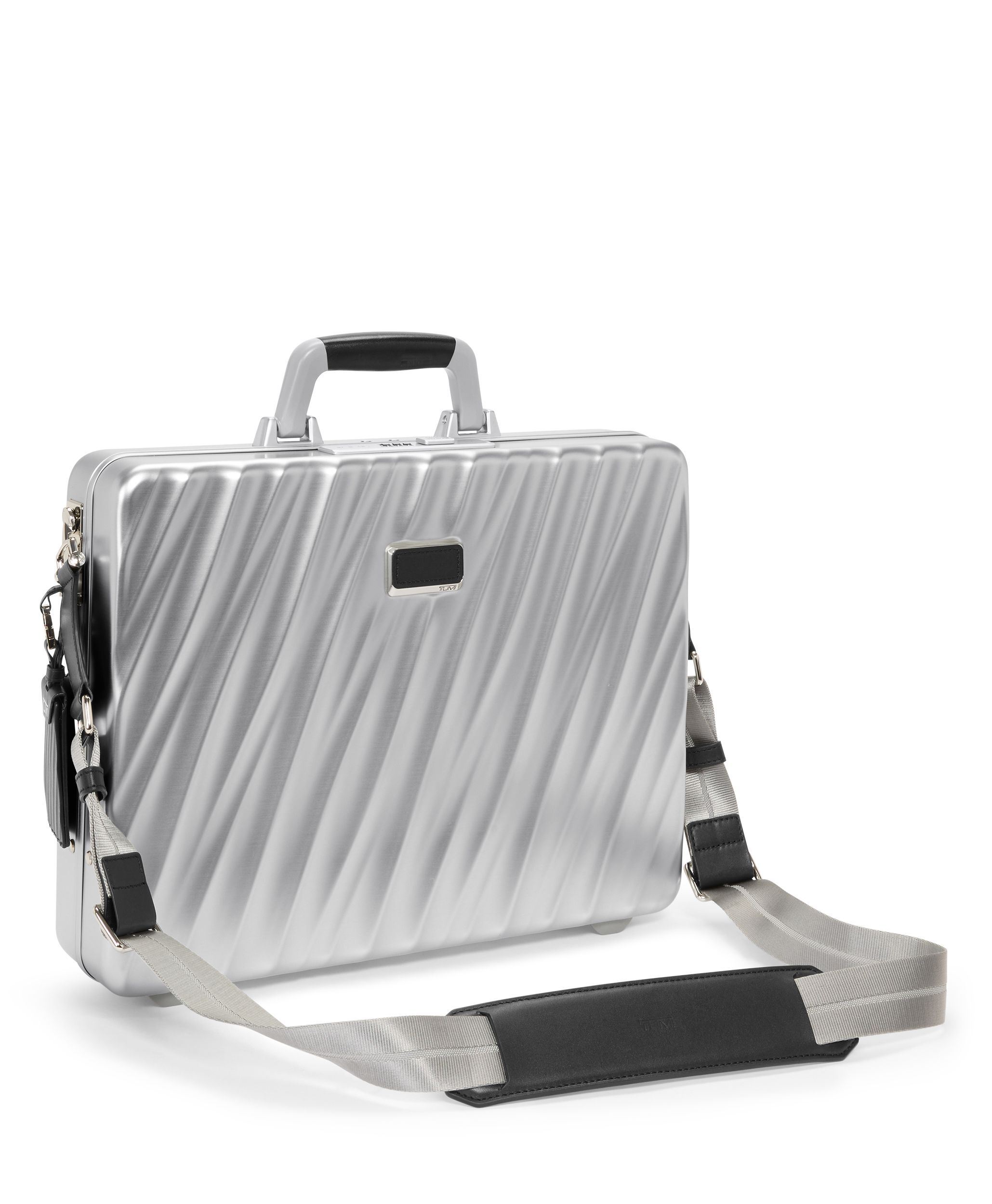 TUMI ゴルフ アクセサリーケース ホワイト/シルバー トゥミ TUMI スーツケース 35L 4輪 19 Degree Aluminum コンチネンタル
