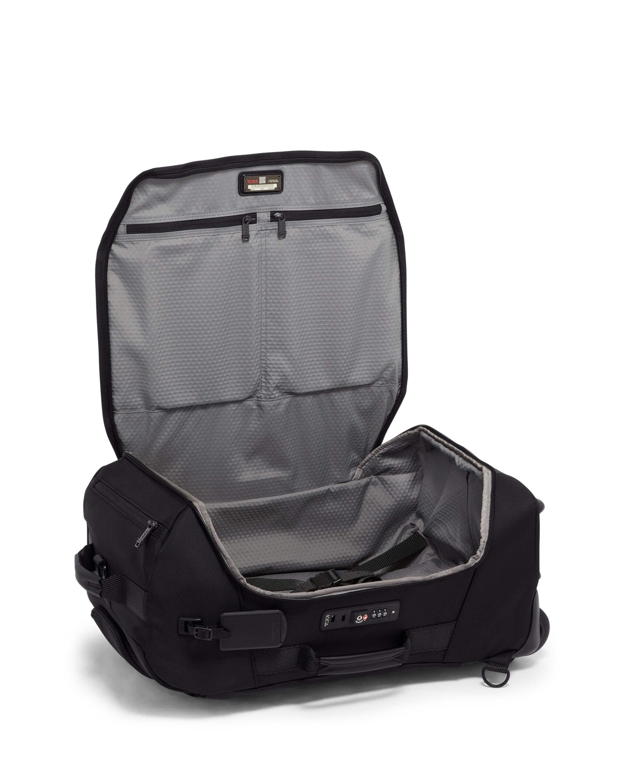 Tumi alpha duffel store