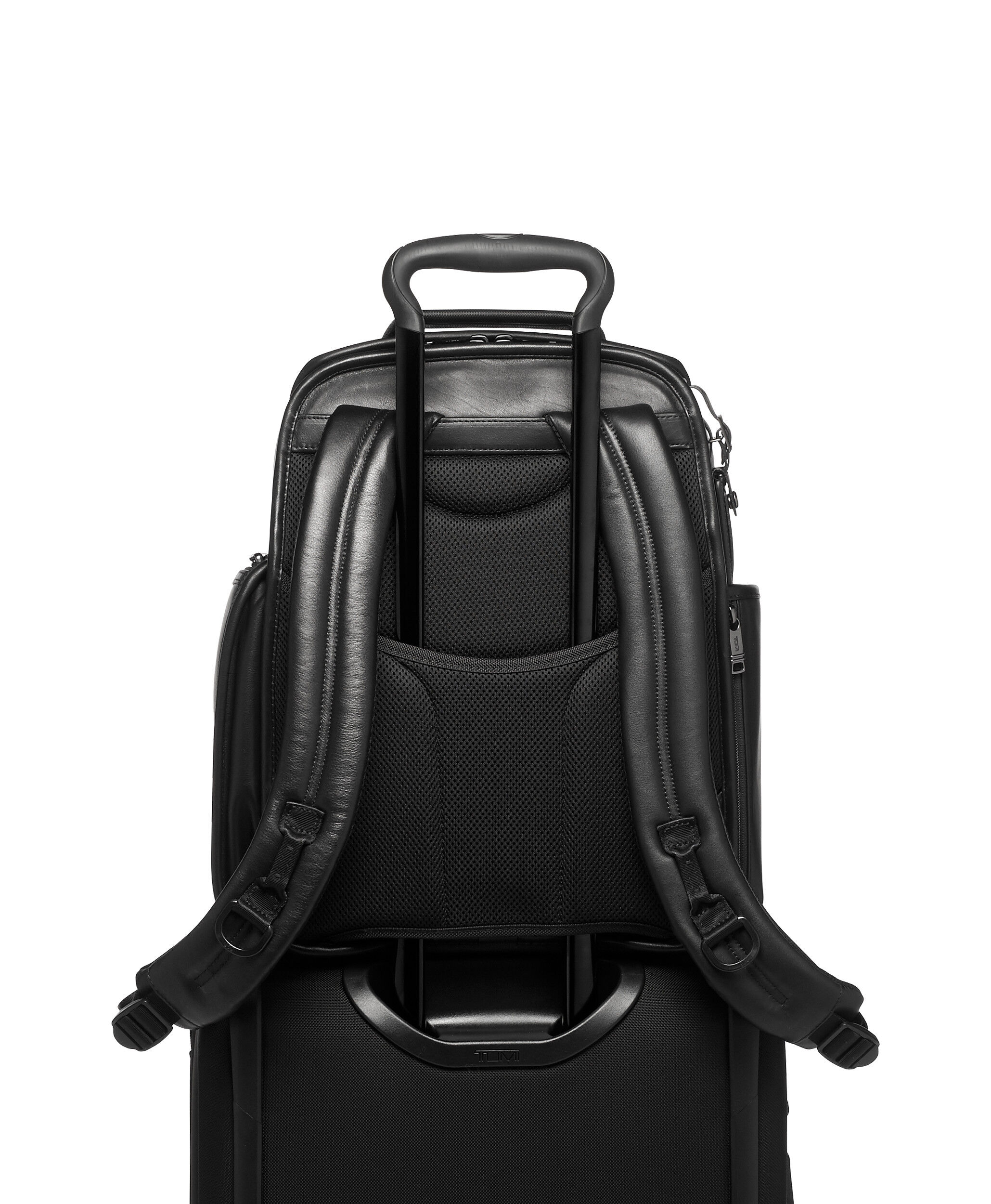 Alpha Compact Laptop Brief Pack Black | TUMI Belgium
