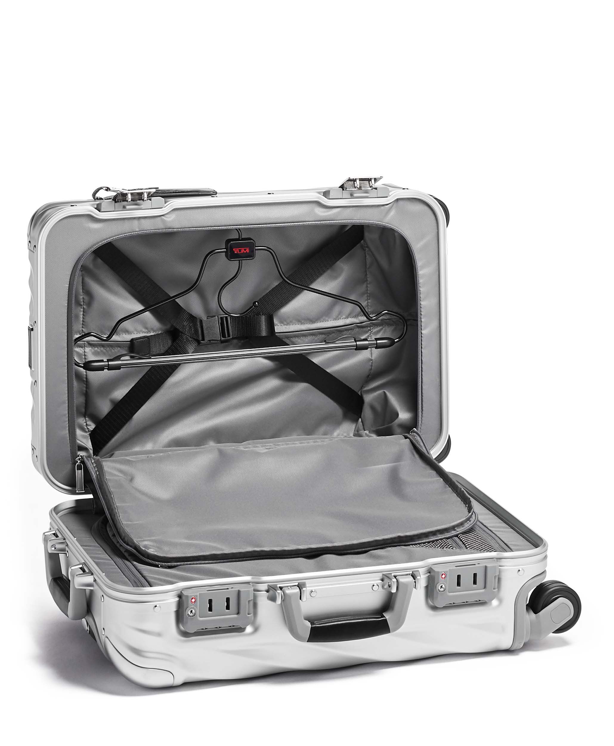 19 Degree Aluminium International Carry On 56 cm