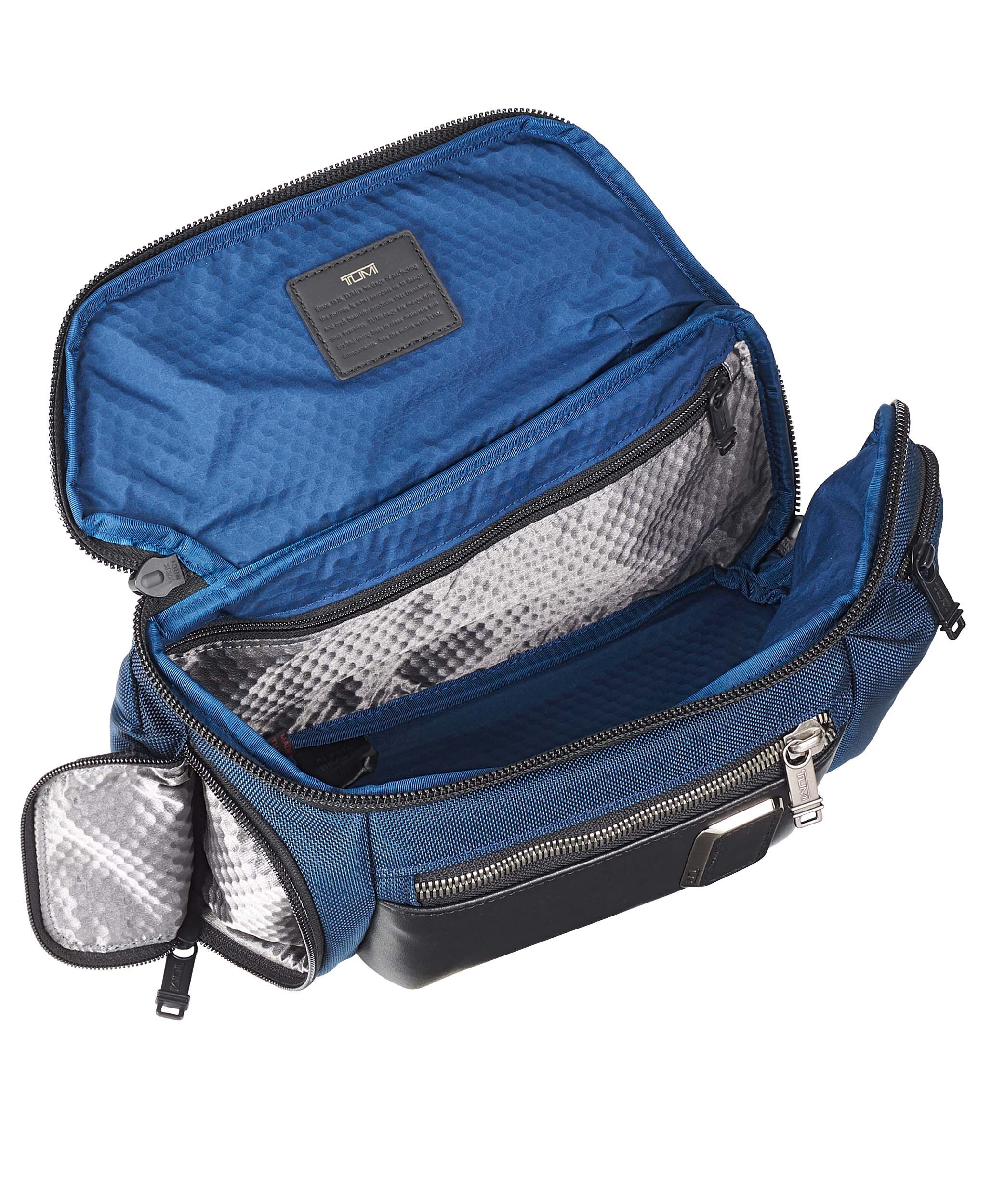 tumi kelley sling leather