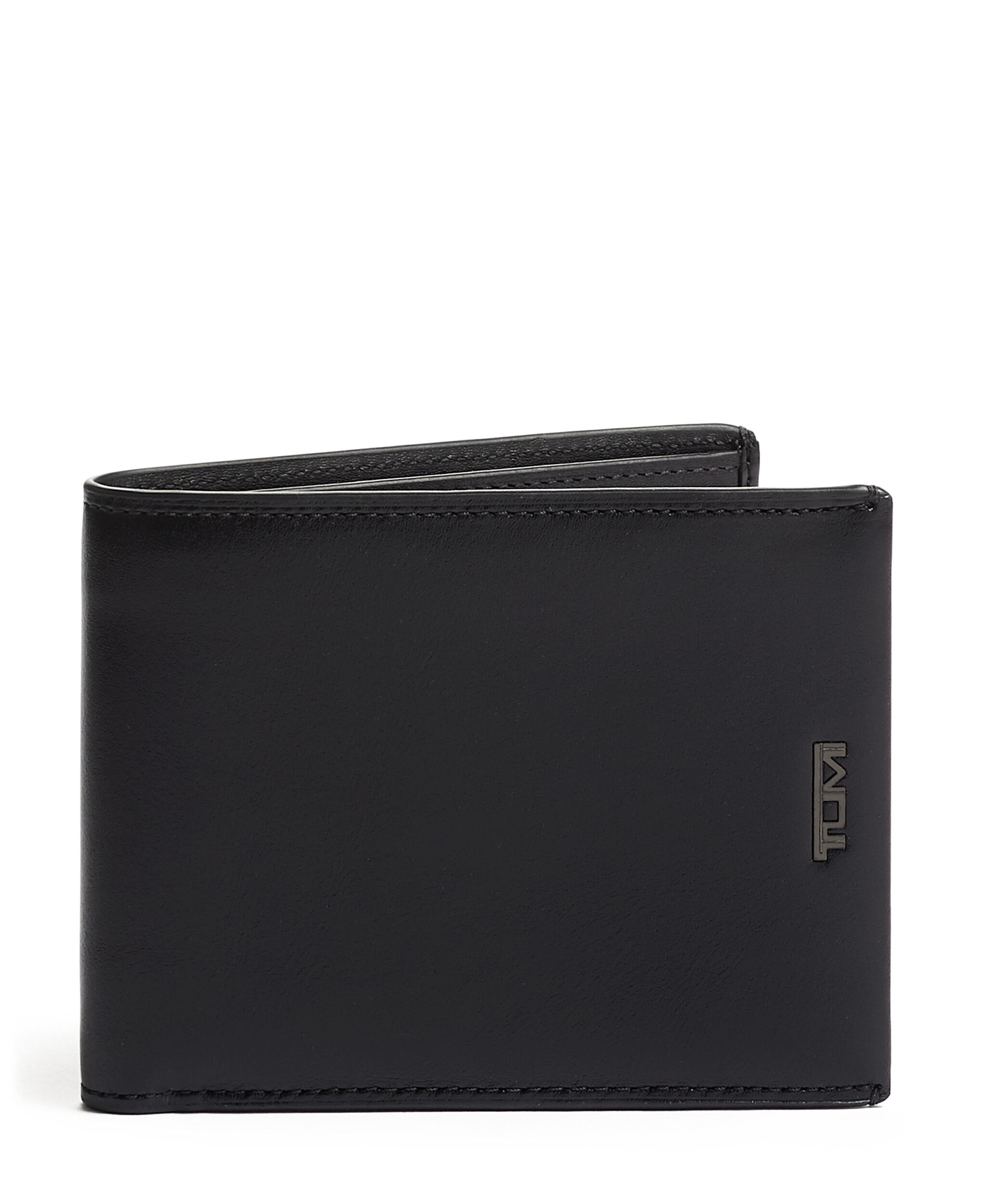 Nassau Leather Collection | TUMI