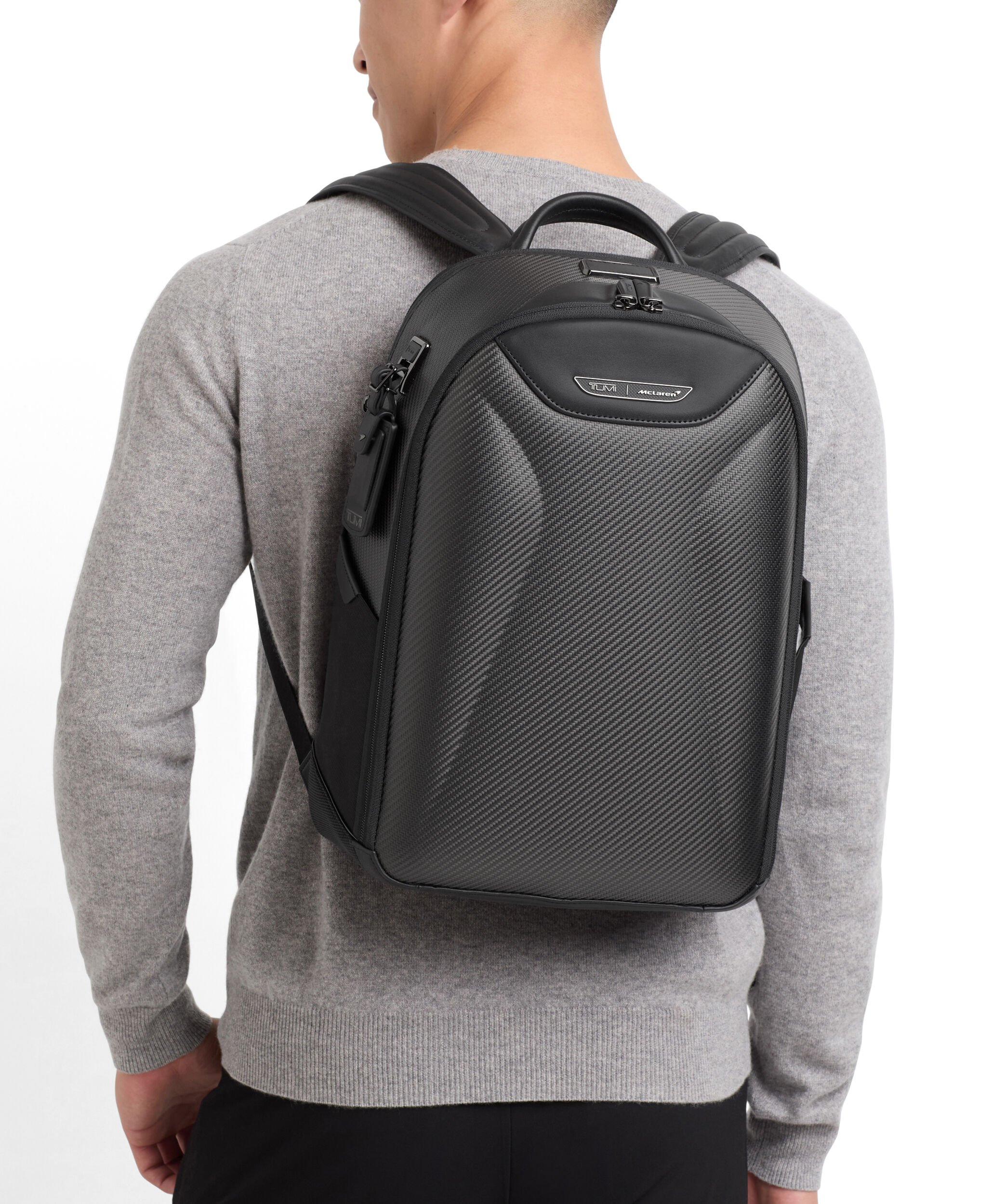 商品画像：TUMI I MCLAREN 「ヴェロシティ」バックパック カーボン｜TUMI 2