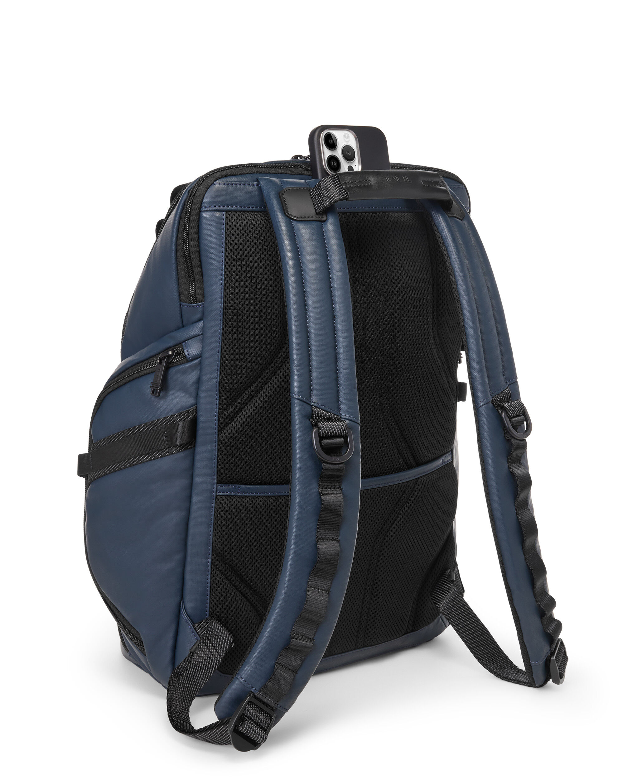 Alpha Bravo Luggage Collection | TUMI