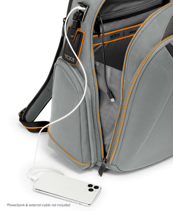 未使用品　TUMI McLaren バック　送料無料 TUMI McLaren Paddock Backpack Grey | TUMI Belgium