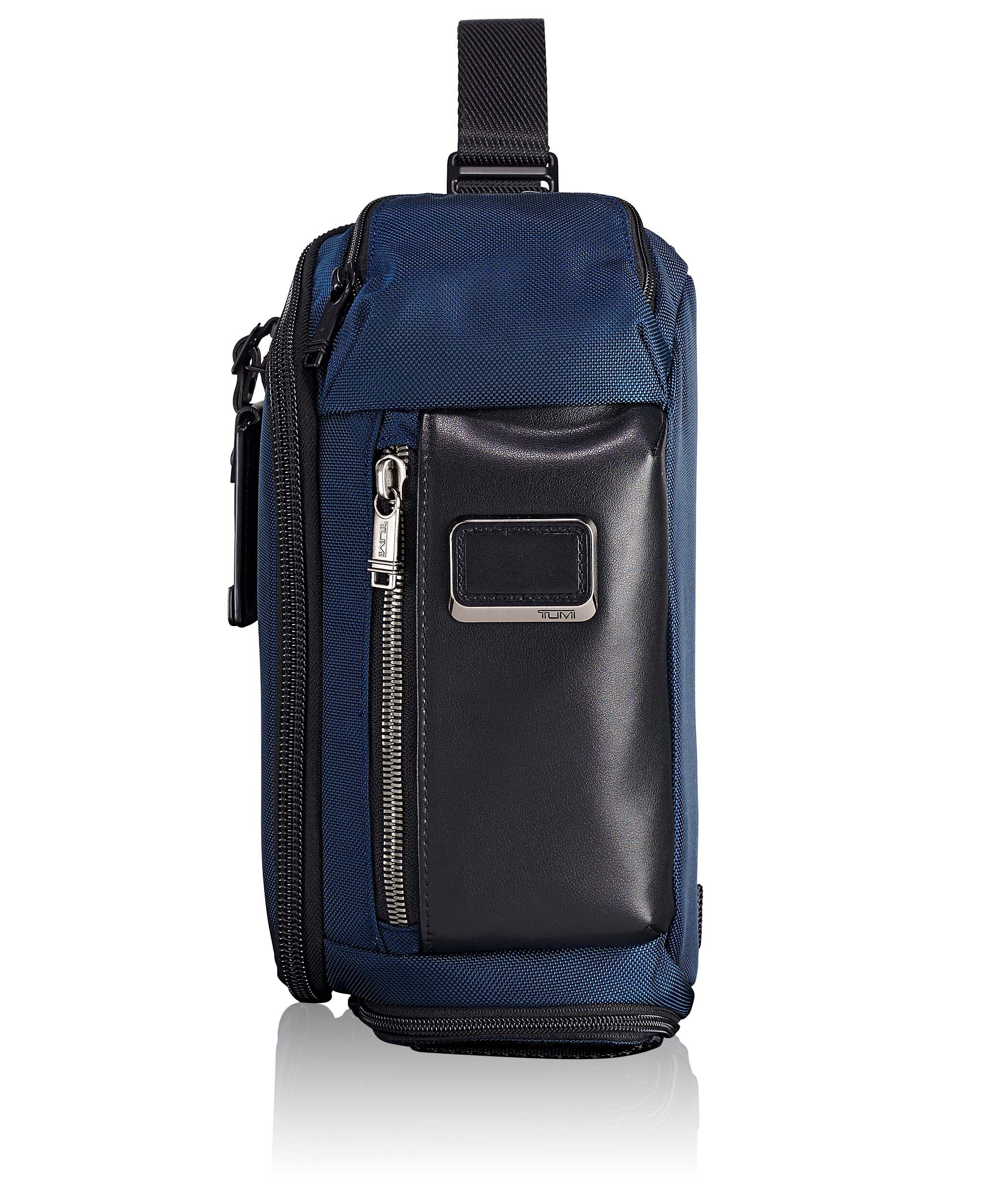 tumi martin sling