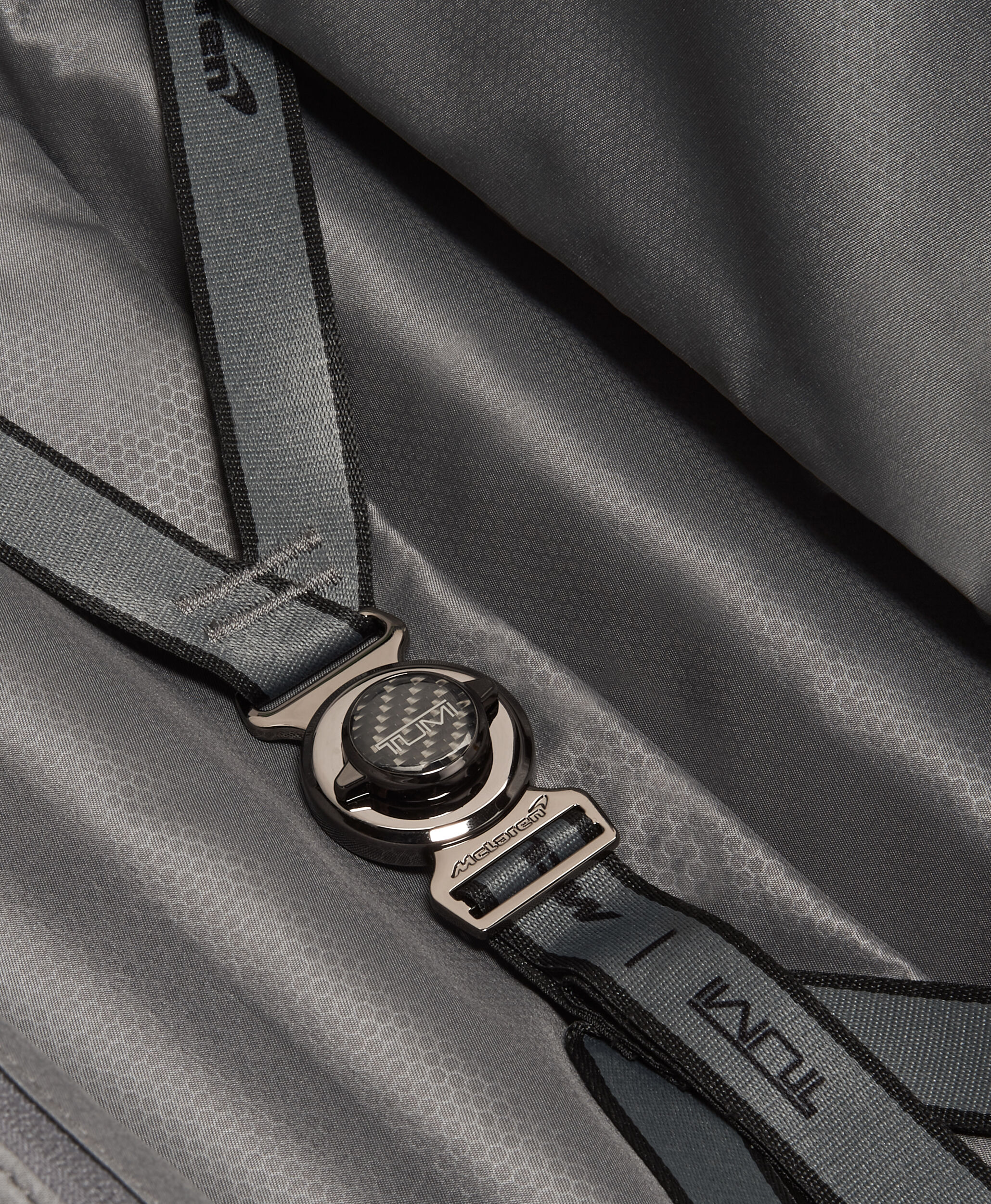 TUMI McLaren Aero International Expandable Carry-On 56 cm Grey