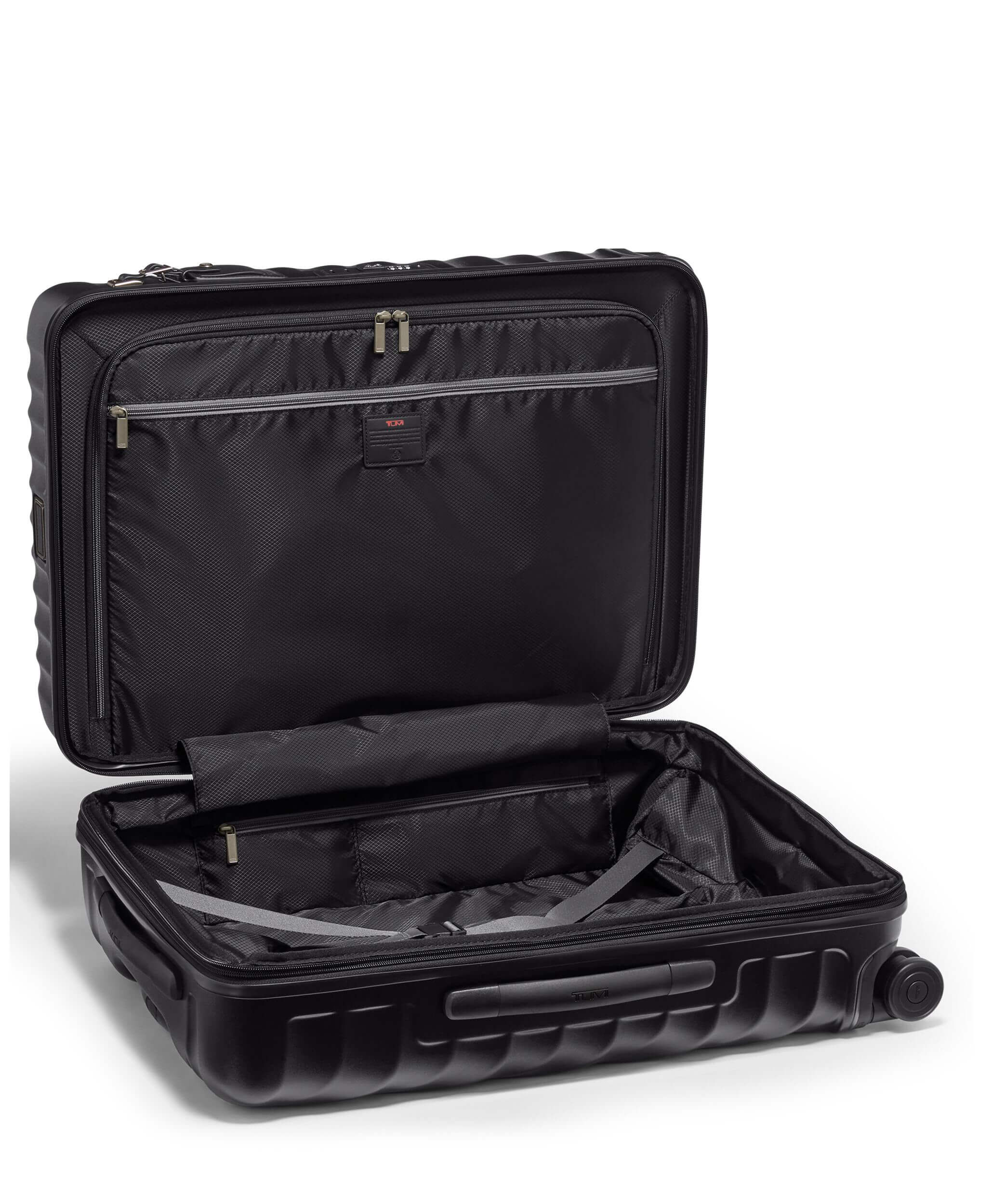 19 Degree Short Trip Expandable Checked Luggage 66 cm Black | TUMI