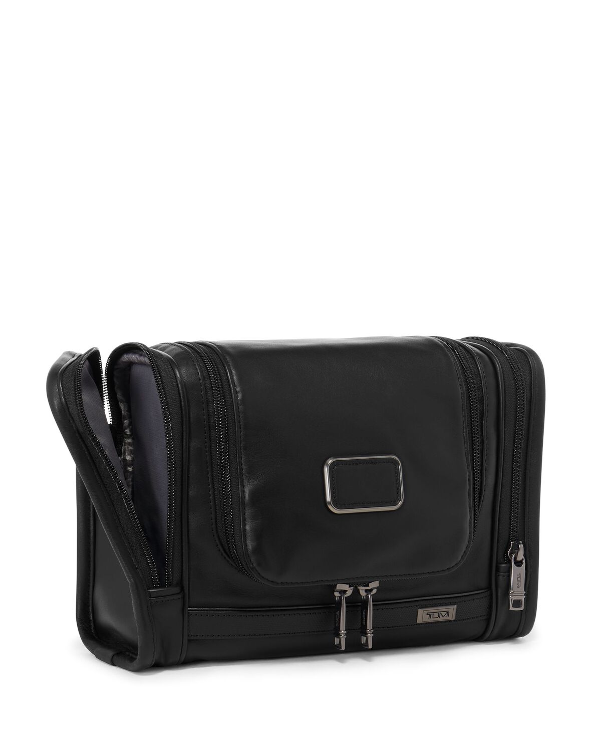 Alpha Hanging Travel Kit