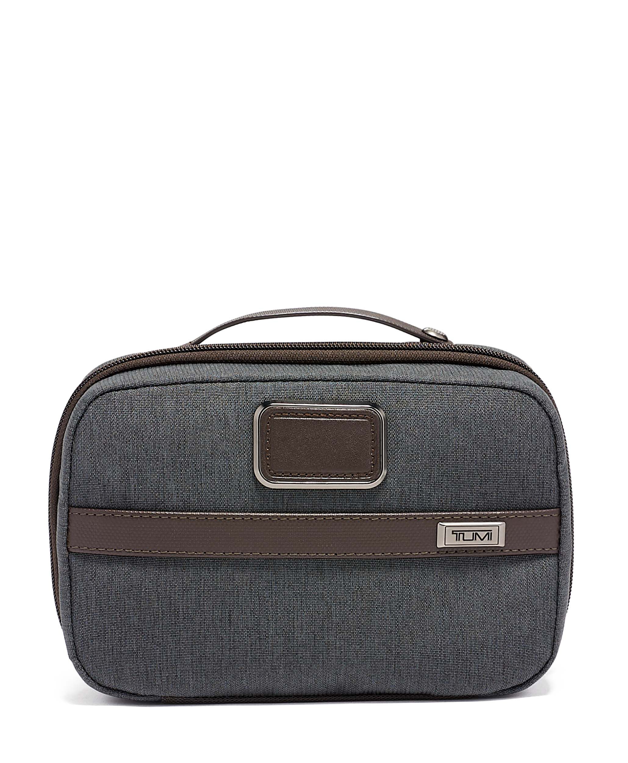 Tumi dopp 2025 kit sale