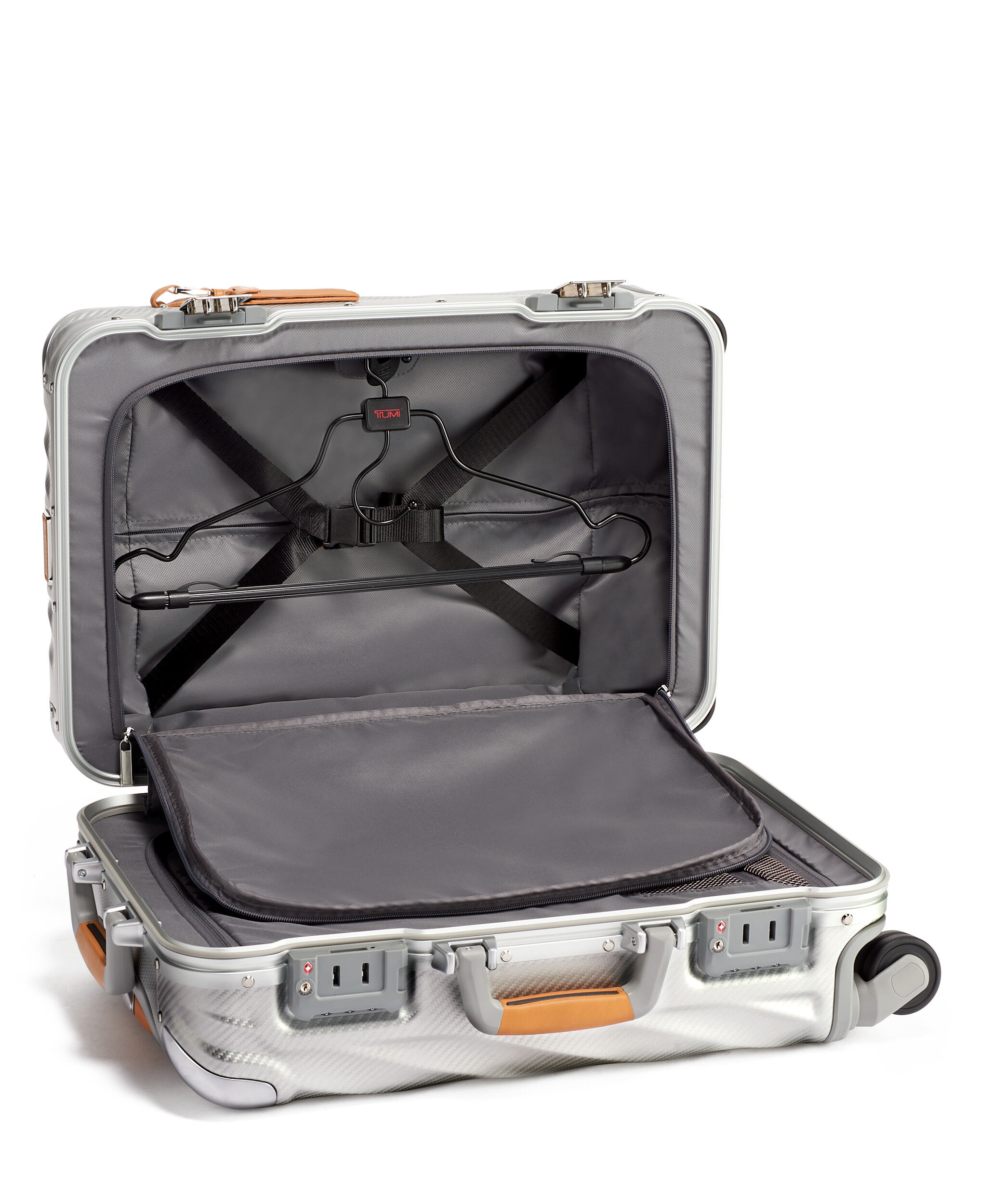 19 Degree Aluminium International Carry-On 56 cm Silver