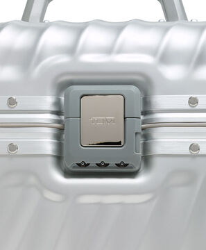 19 Degree Aluminium Beautycase