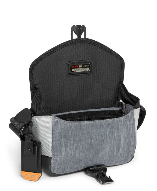 Alpha Bravo Compass Flap Crossbody TUMI Belgium