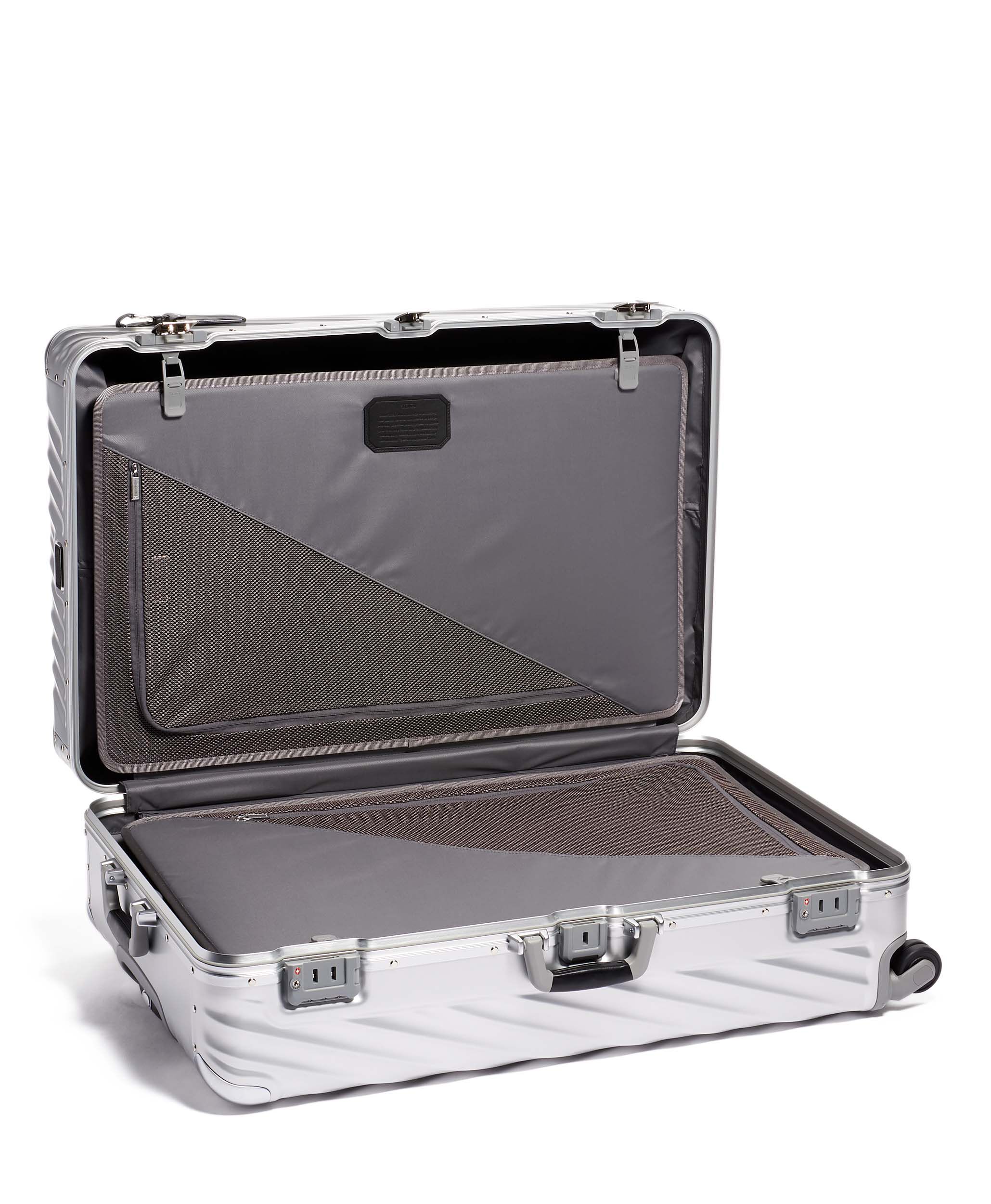 Tumi 19 degree aluminum worldwide trip packing case hot sale