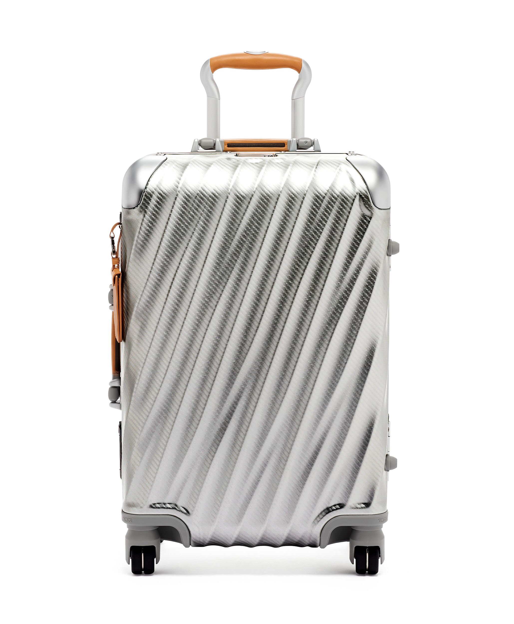 19 Degree Aluminium International Carry-On 56 cm Silver | TUMI Belgium