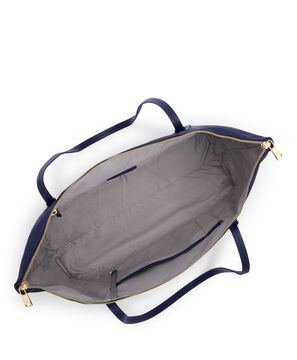 Voyageur Q Tote
