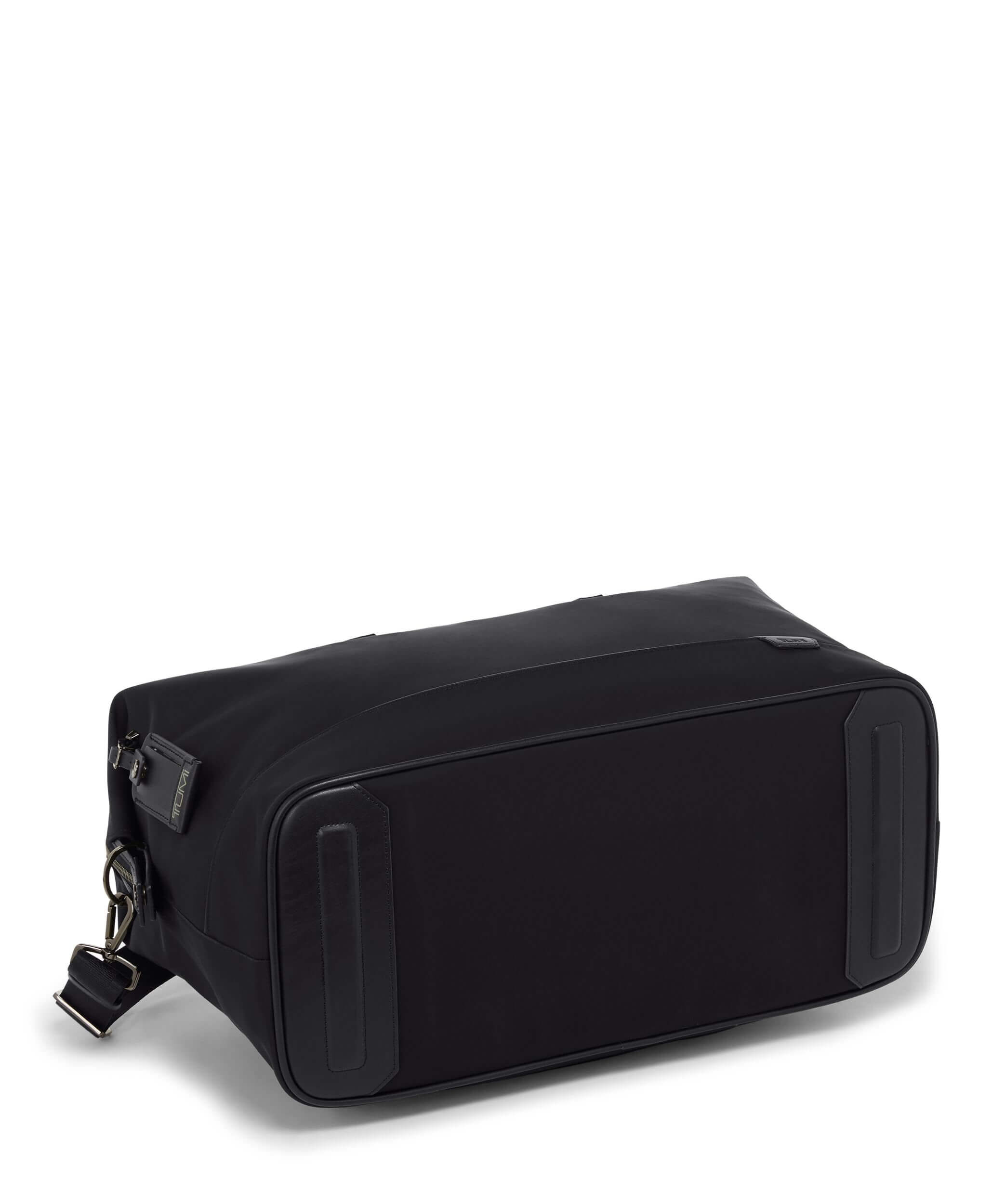 Harrison Nelson Duffel Black | TUMI Belgium