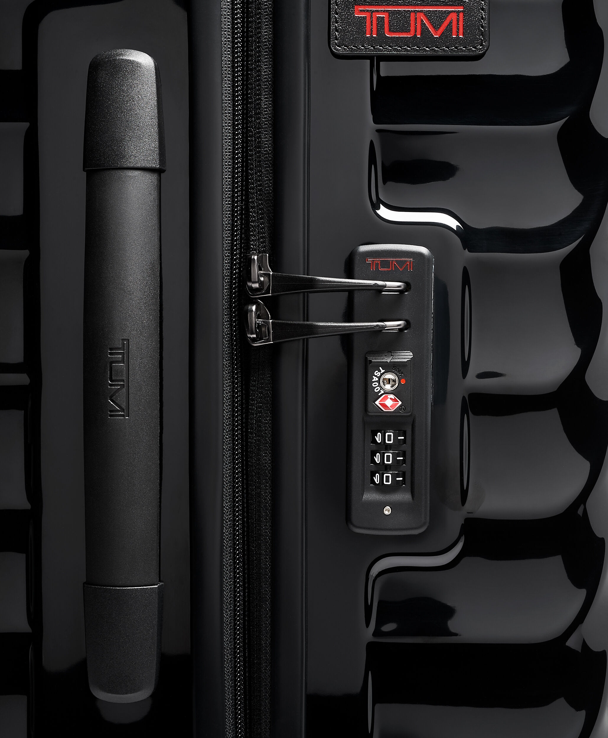 19 Degree Extended Trip Expandable Checked Luggage 77 5 cm TUMI