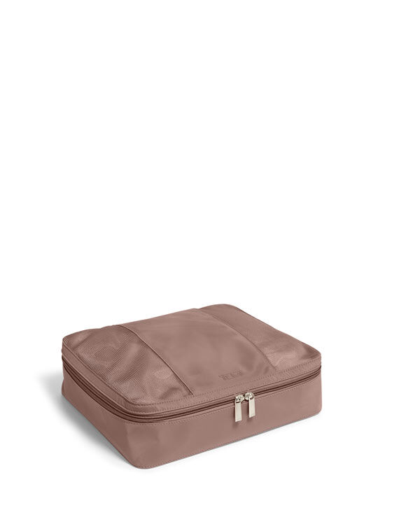 TUMI