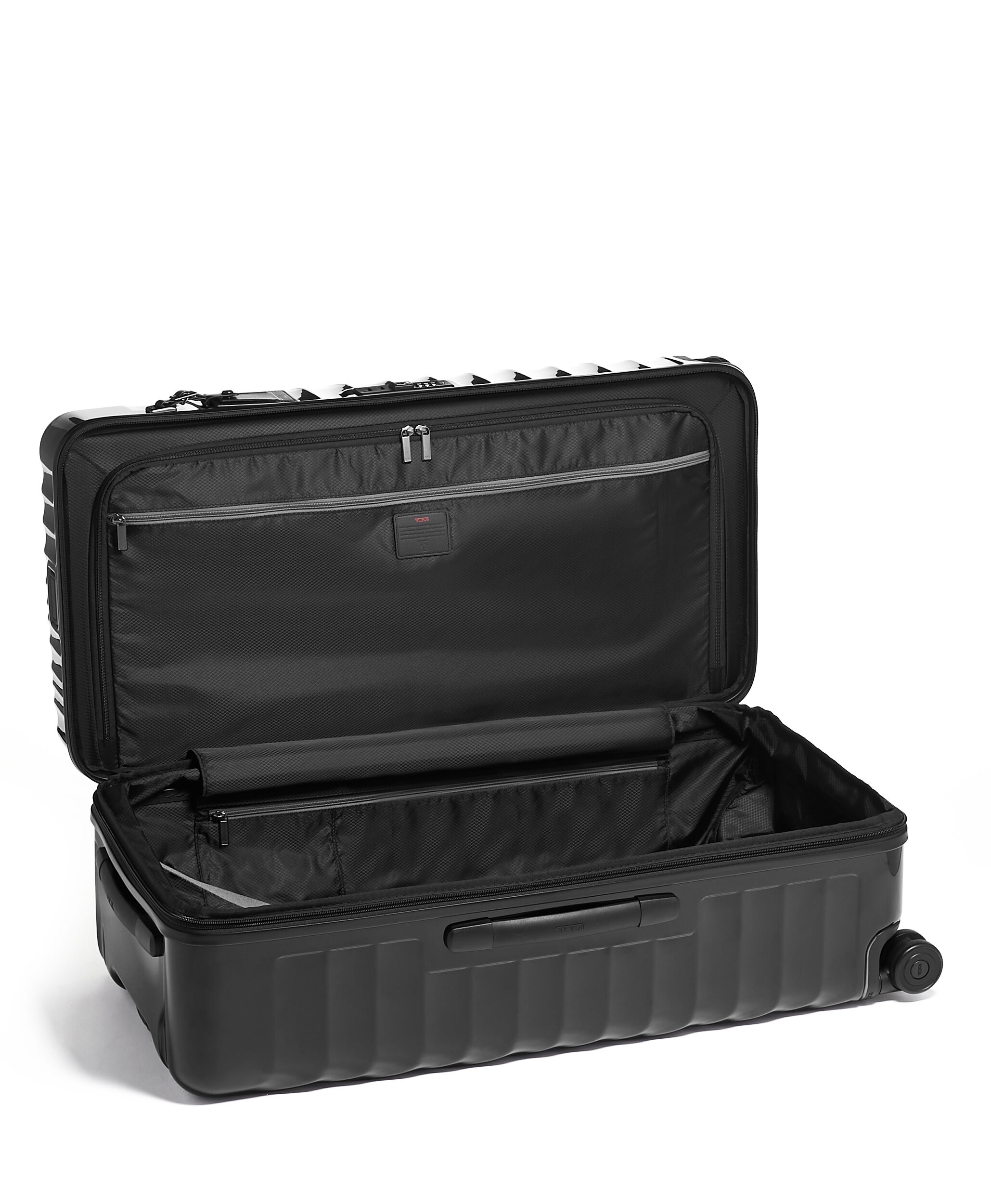 19 Degree Expandable Rolling Trunk 79 5 cm TUMI Belgium